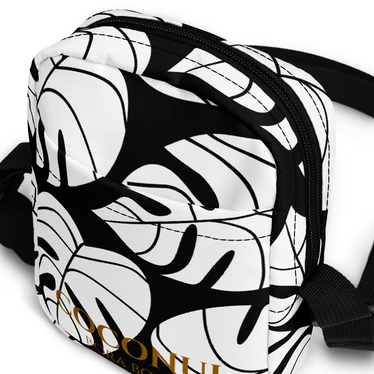 THE FENUA Crossbody Bag Monstera Black